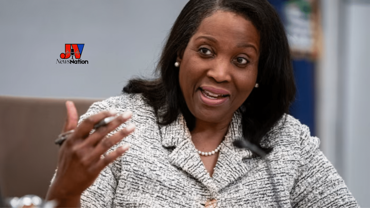 Federal Reserve Governor Lisa